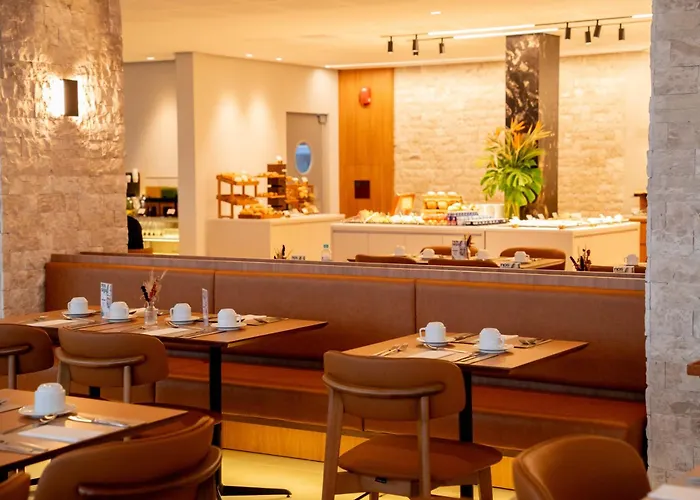 Monthez Hotel & Eventos